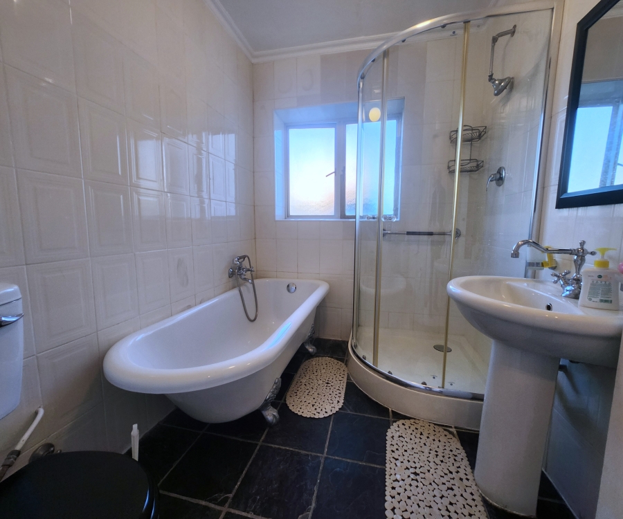 2 Bedroom Property for Sale in West Beach Western Cape